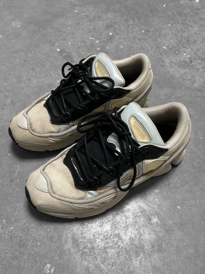 Adidas RAF Simons Ozweego 3 "White Core Black" (43 1/3)