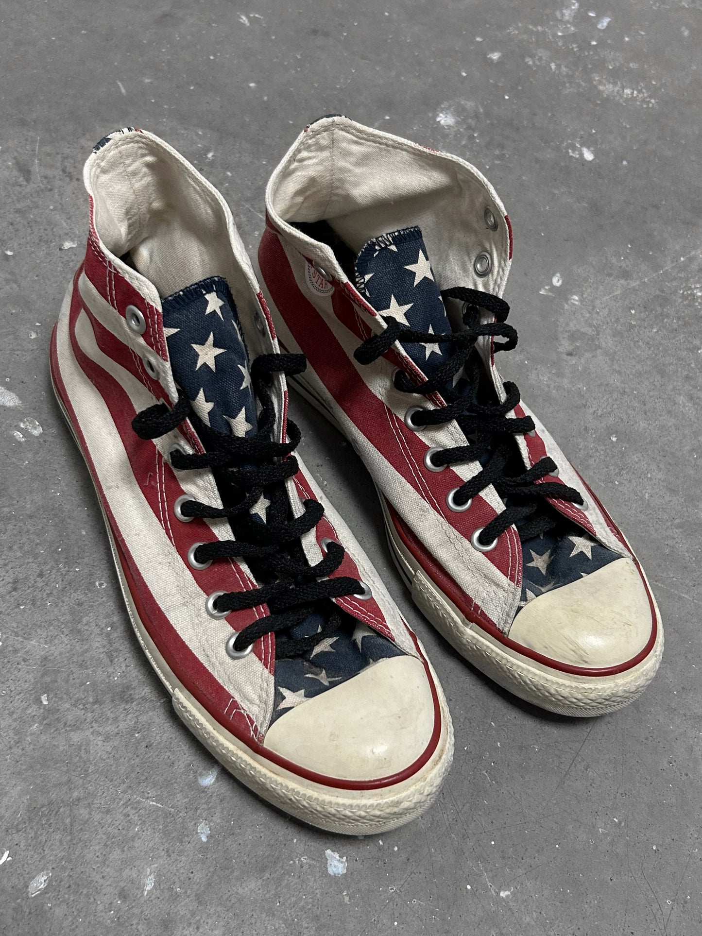 Converse "USA" Flag Sneakers (43)