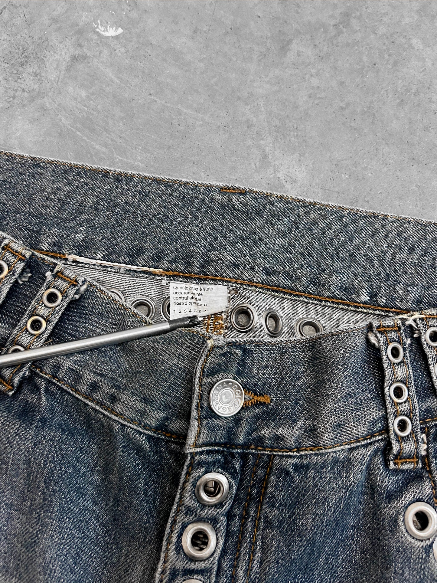 Dolce & Gabbana 2006 Eyelet Rockstar Jeans (M)