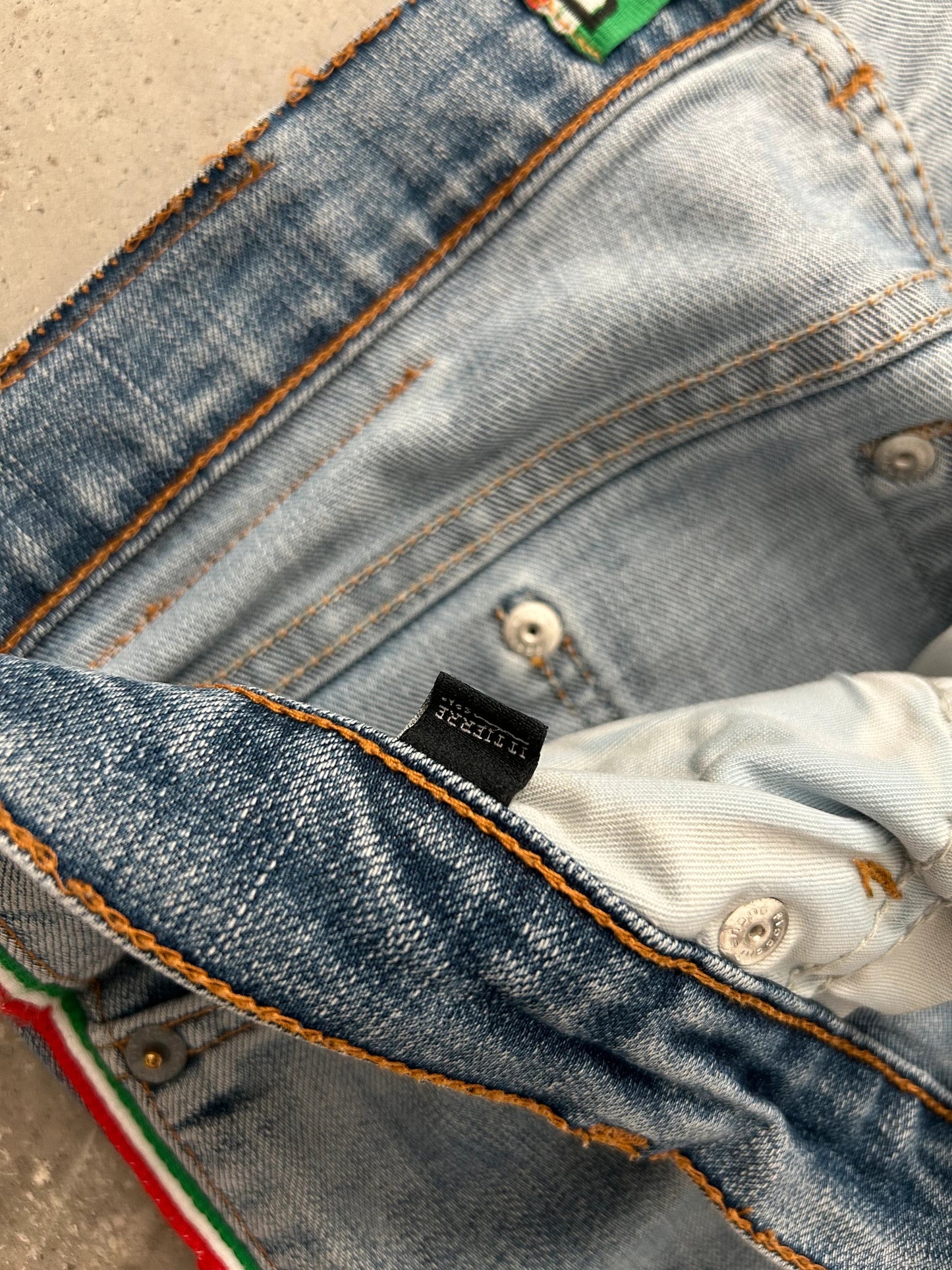 Dolce & Gabbana Italian Flag Jeans (33)