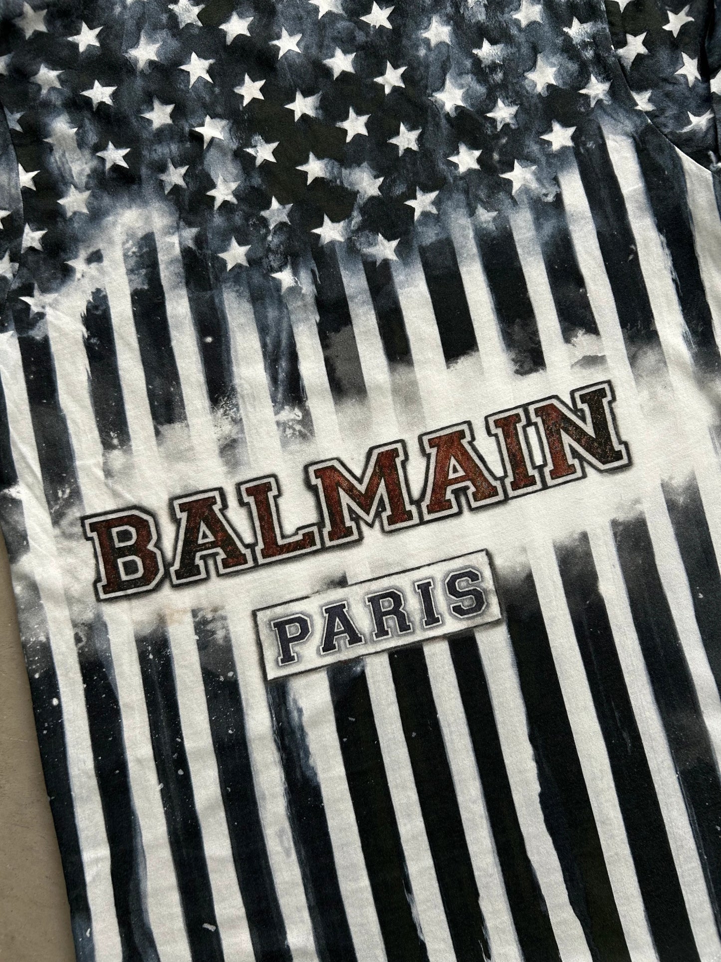 Balmain V-Neck Usa Tee